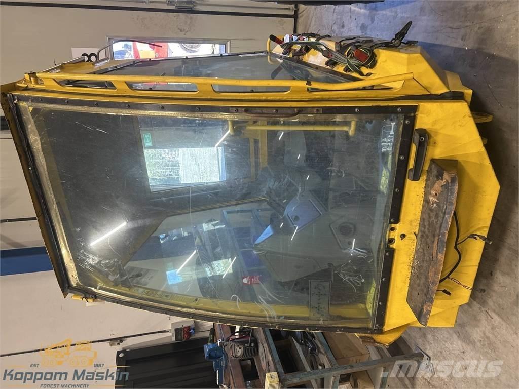 Eco Log 688 Cabins and interior