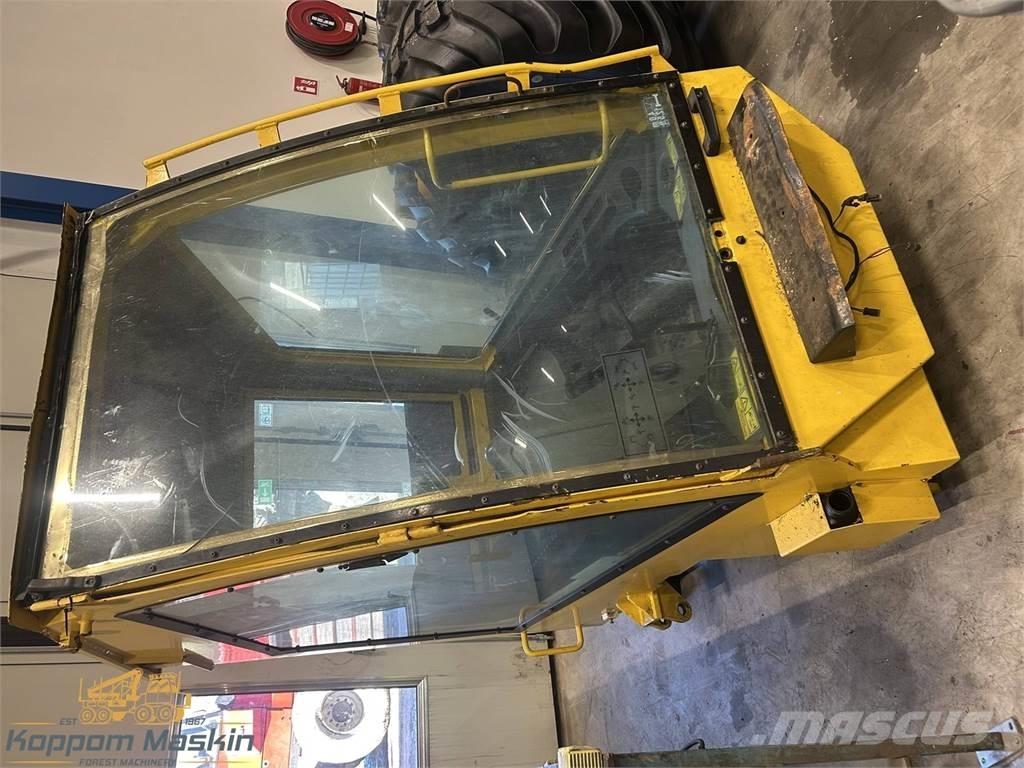 Eco Log 688 Cabins and interior