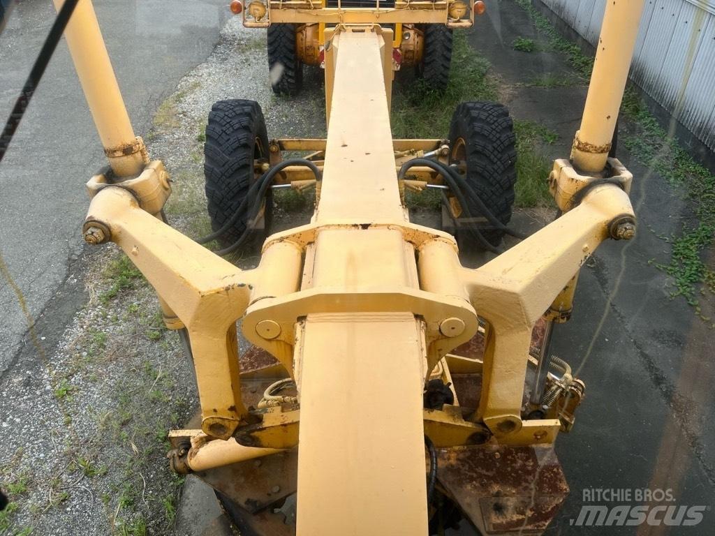 Mitsubishi MG 500 Graders
