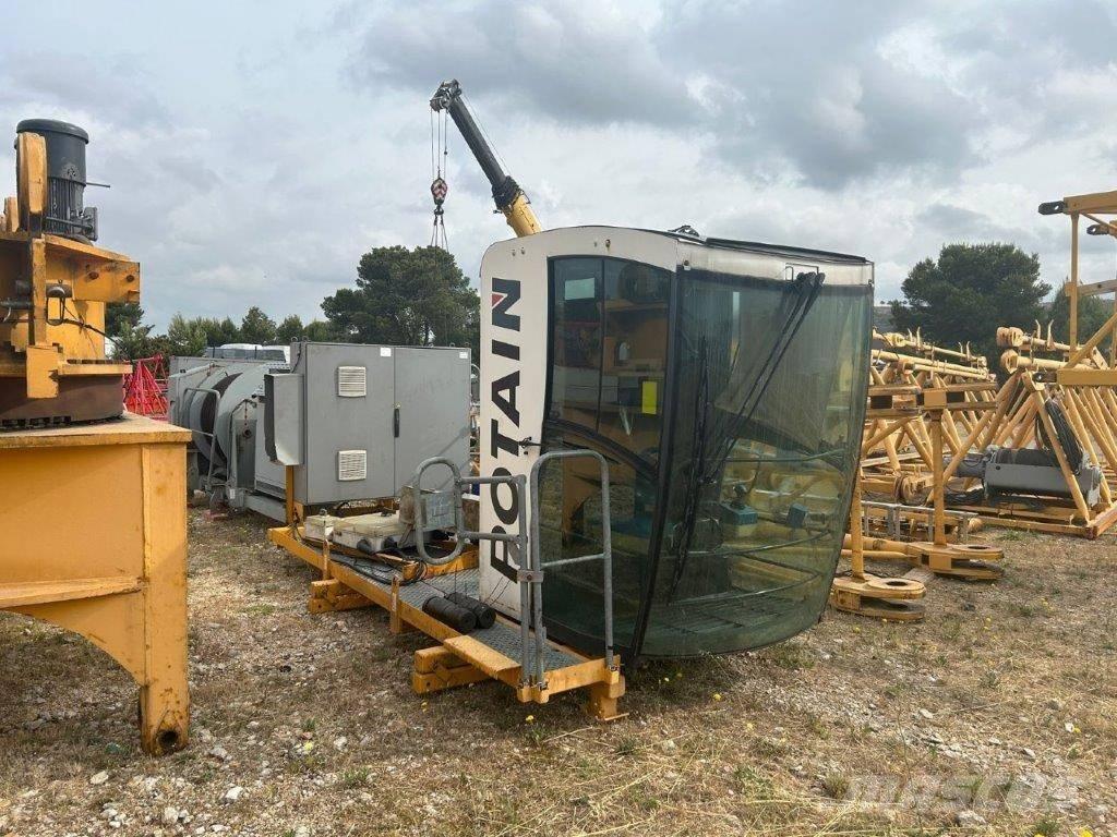 Potain MD560B M25 Tower cranes