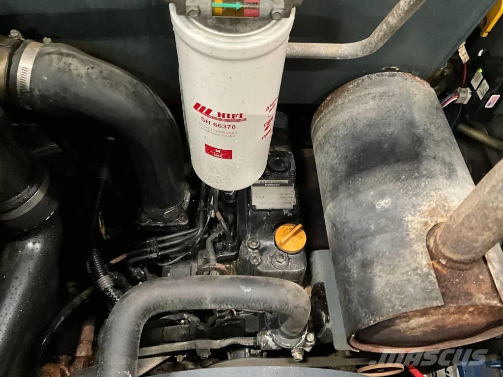 Gehl 3840 Skid steer loaders