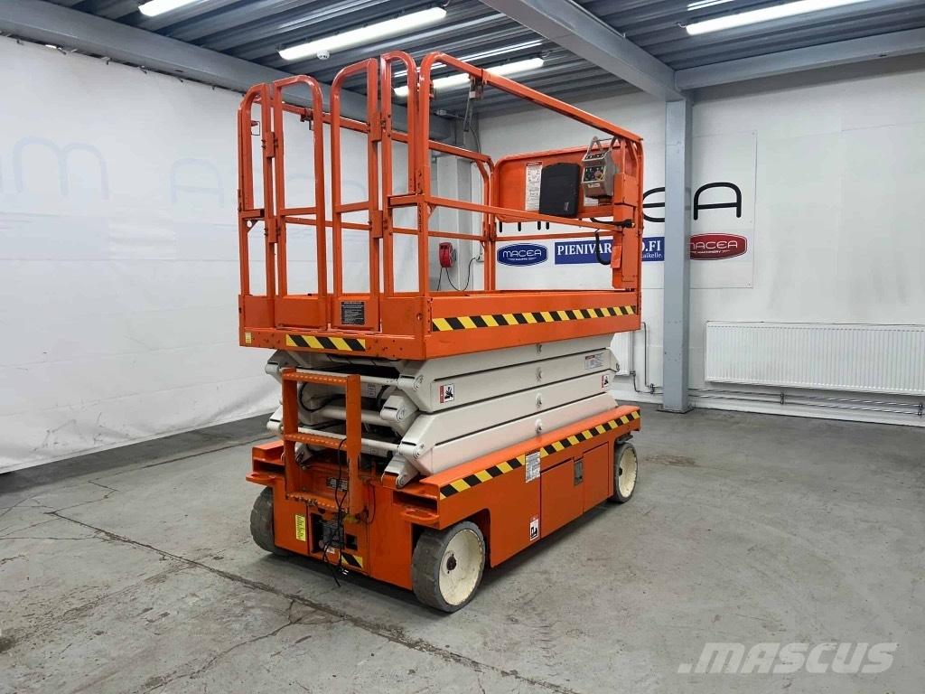 Snorkel S 4726 E Scissor lifts