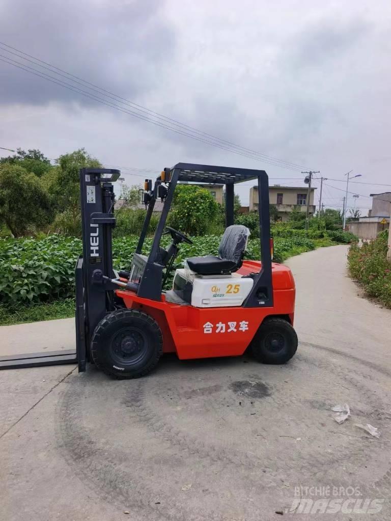 Heli FD 25 Diesel trucks