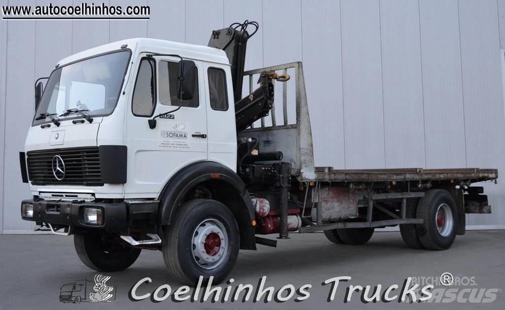 Mercedes-Benz 1922 K Truck mounted cranes