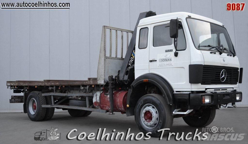 Mercedes-Benz 1922 K Truck mounted cranes