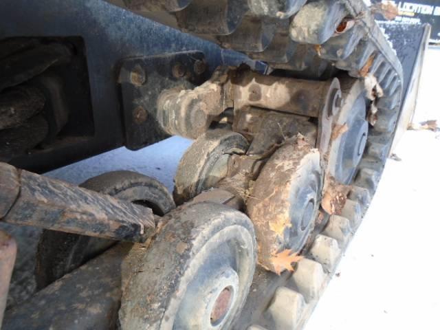 CAT 247 B Skid steer loaders