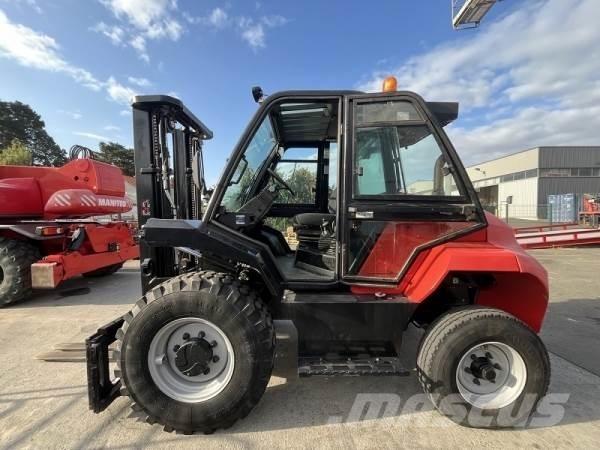 Manitou M30-2 Rough terrain truck