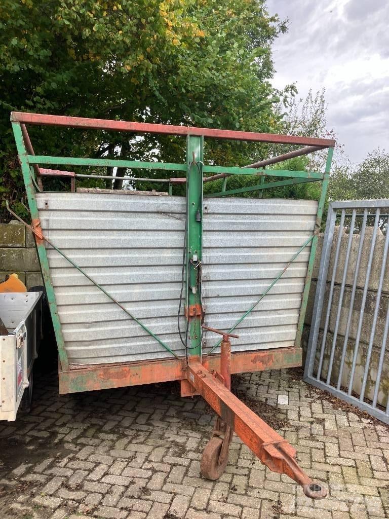 Veewagen  Livestock transport