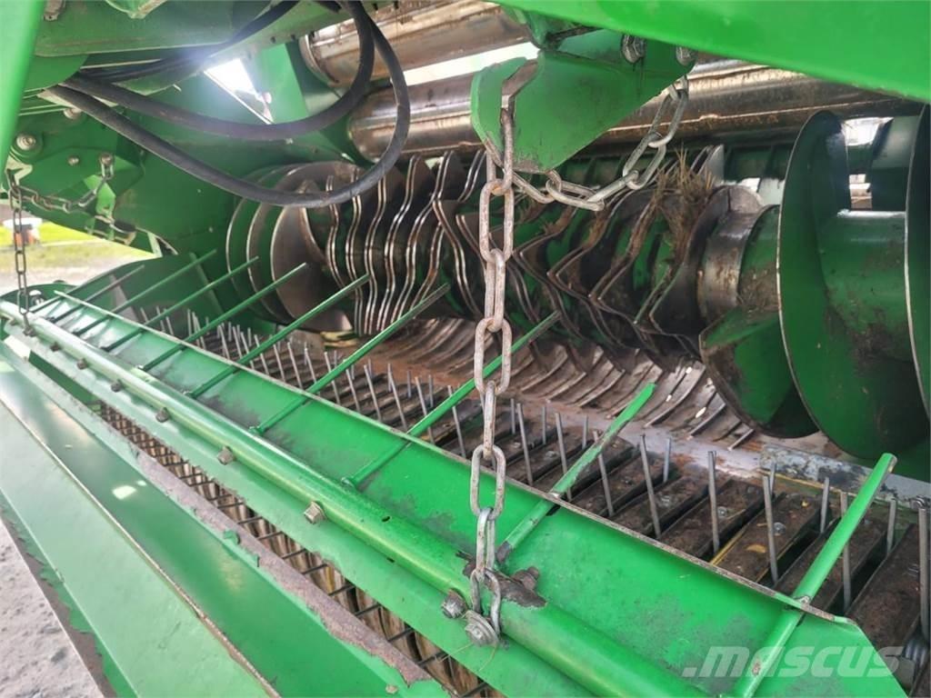 John Deere RBP 990 Round balers