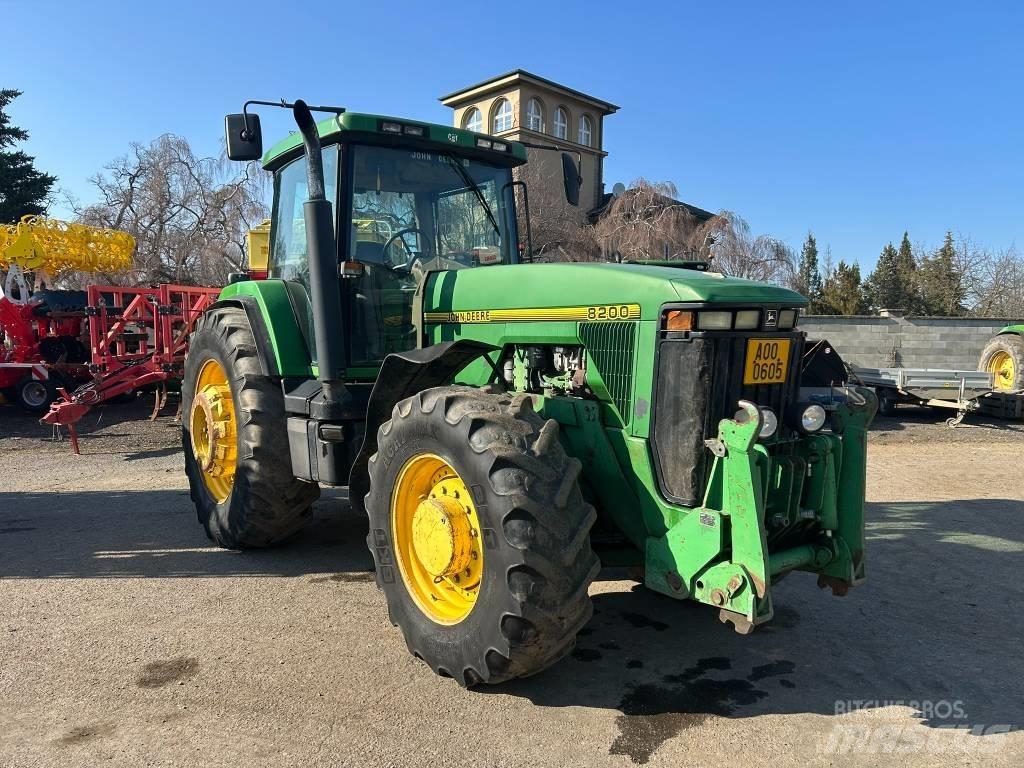 John Deere 8200 Tractors