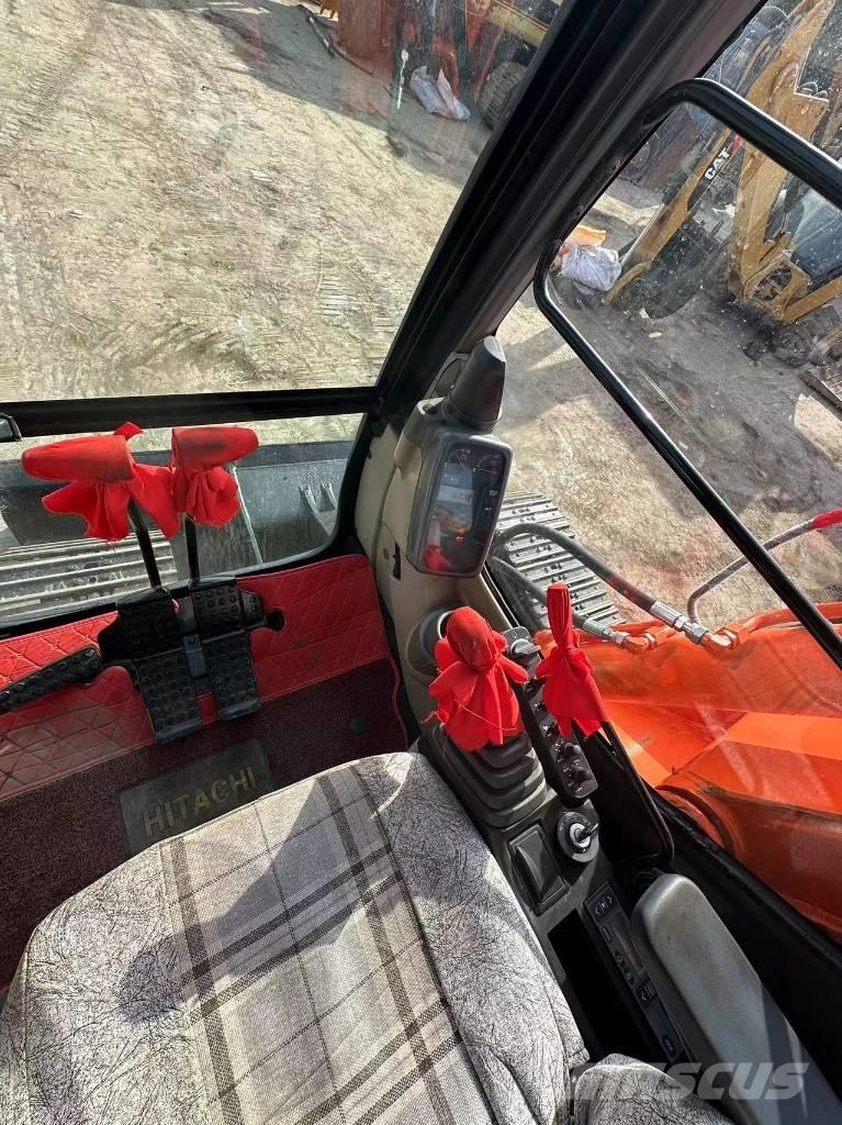 Hitachi ZX 70 Crawler excavators