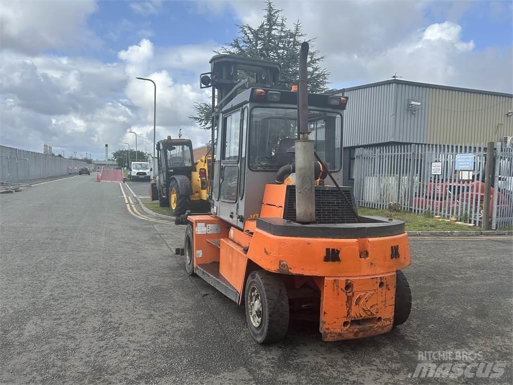 Kalmar DCD70-6 Diesel trucks