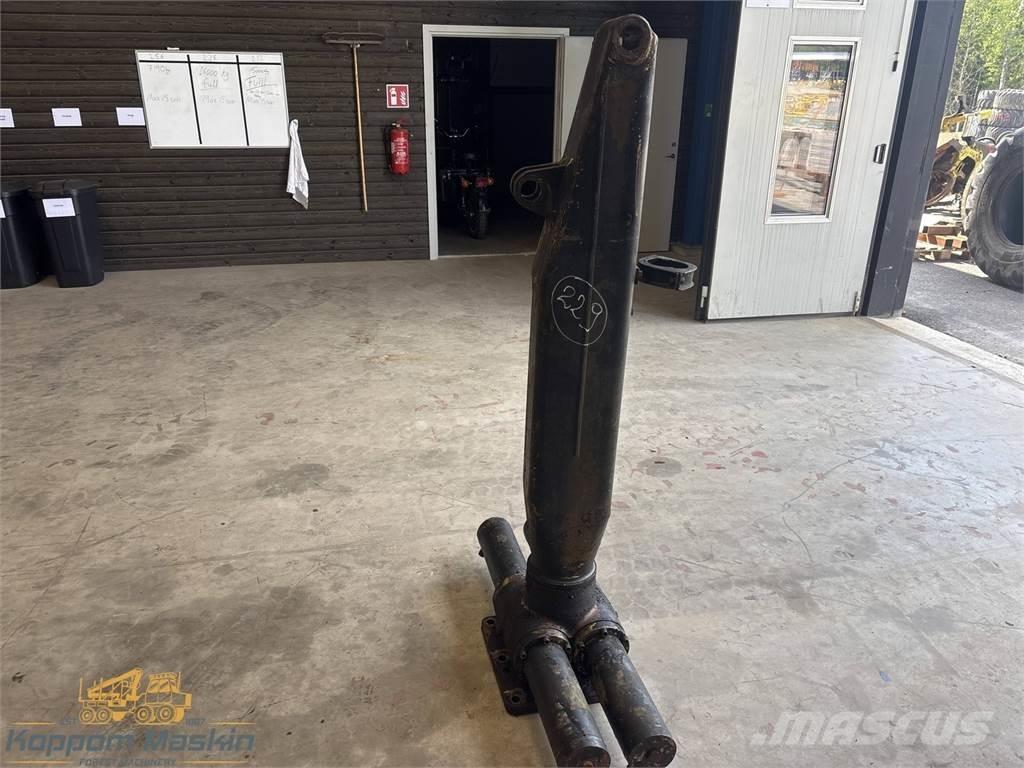 Fiskars 50L Loader cranes