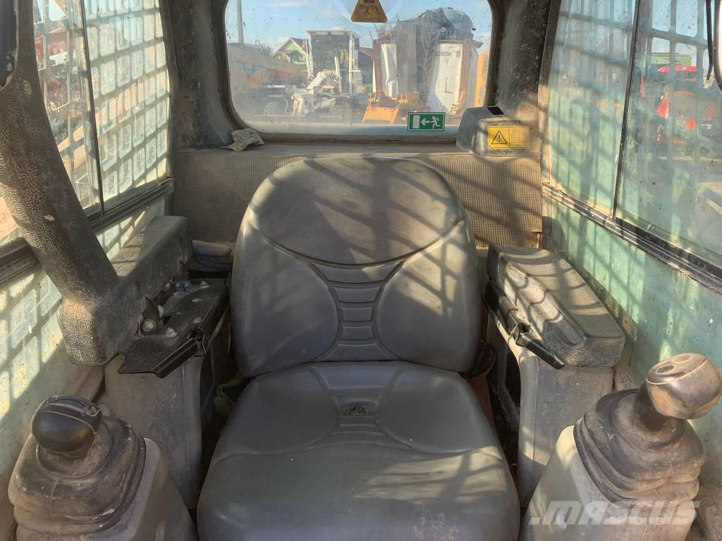 Gehl R 220 Skid steer loaders