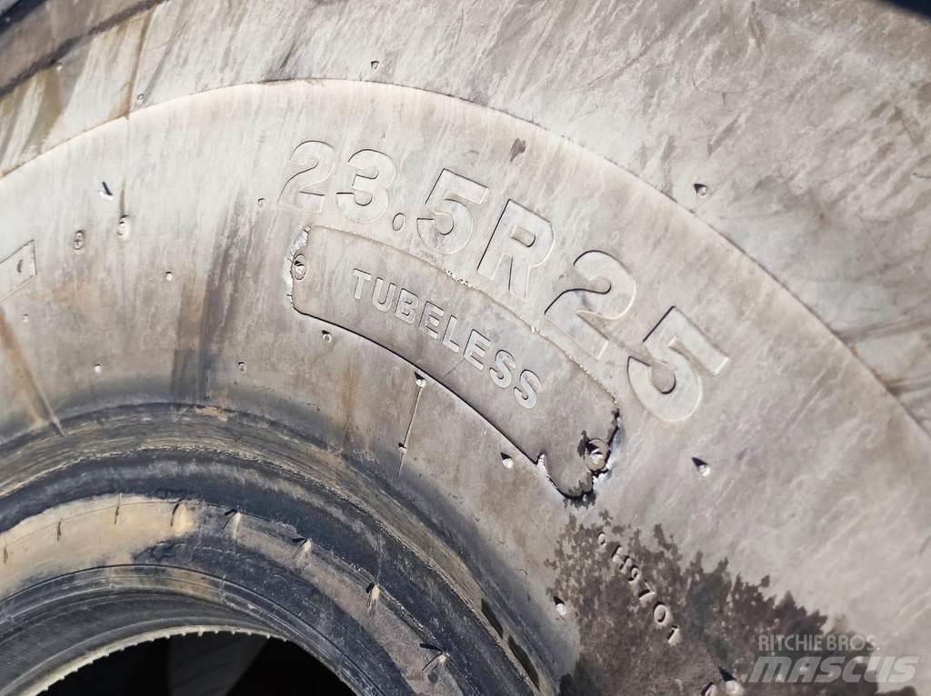 23.5 R25 TYERS Tyres, wheels and rims
