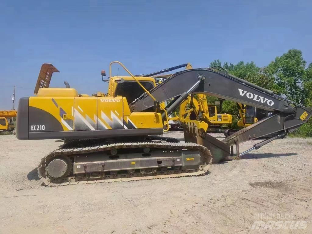 Volvo EC 210 Crawler excavators