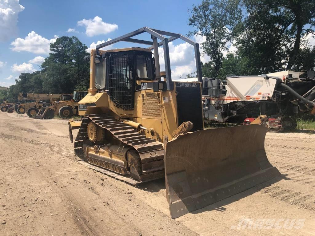 CAT D 5 M XL Crawler dozers