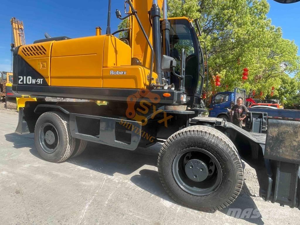 Hyundai R210W-9 Wheeled excavators