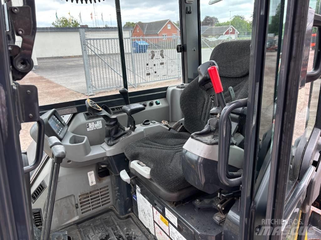 Komatsu PC55 MR-5E0 Mini excavators < 7t (Mini diggers)