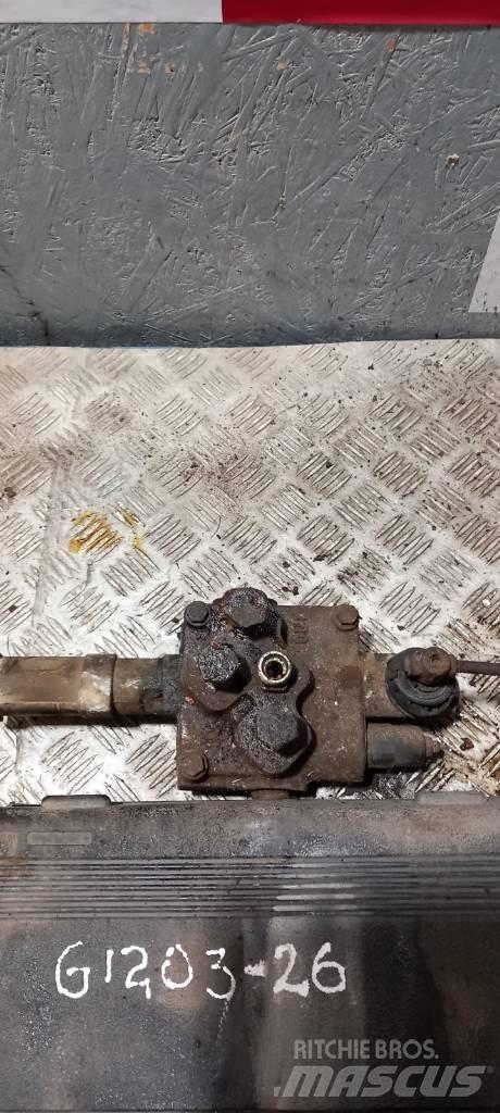 Scania R420 divider Hydraulics