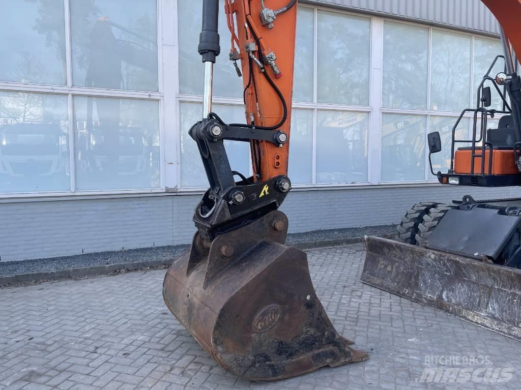 Doosan DX170W-5 Wheeled excavators