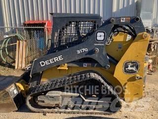 John Deere 317G Skid steer loaders
