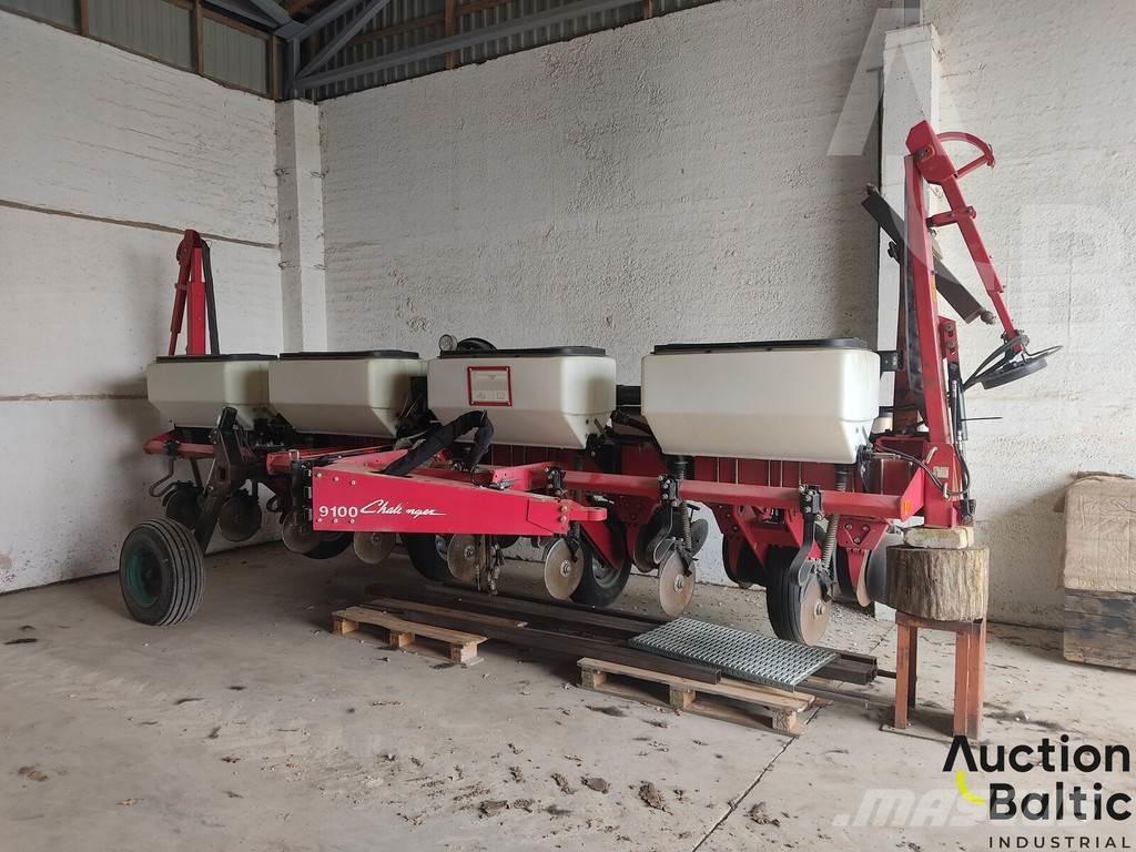 Challenger 9100 Sowing machines