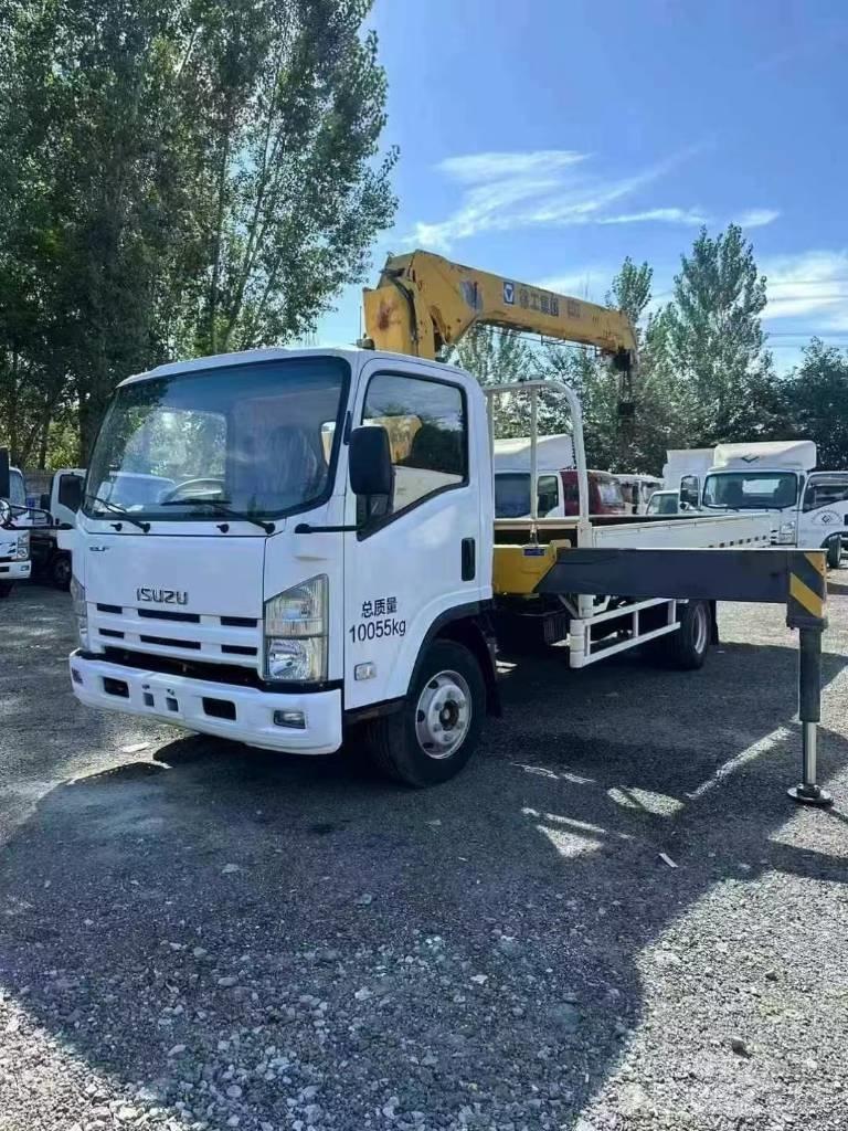 Isuzu ELF 700 Truck mounted cranes