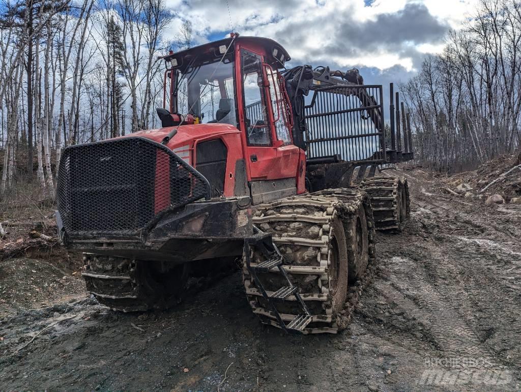 Komatsu 895 Forwarders