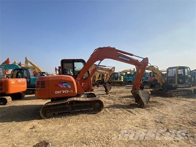 Doosan DH70-7 Crawler excavators