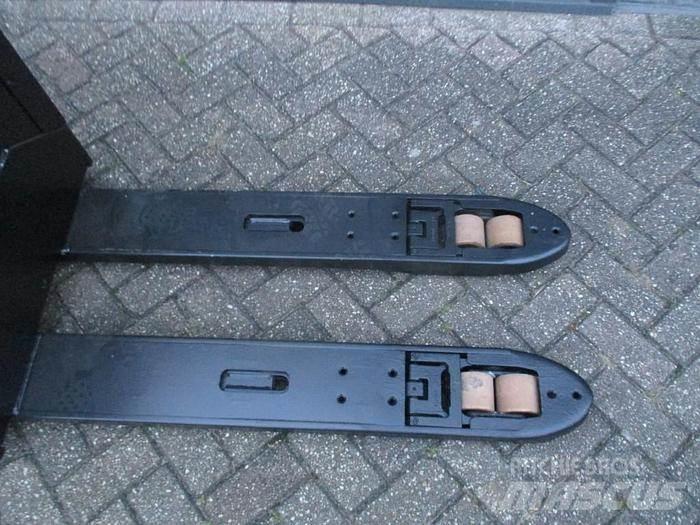 Toyota LPE 250 Low lift with platform