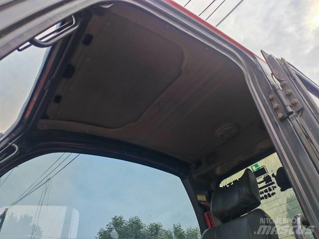 Doosan DX75 Mini excavators  7t - 12t
