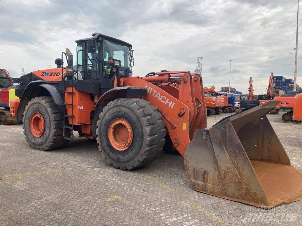 Hitachi ZW370-5B Wheel loaders