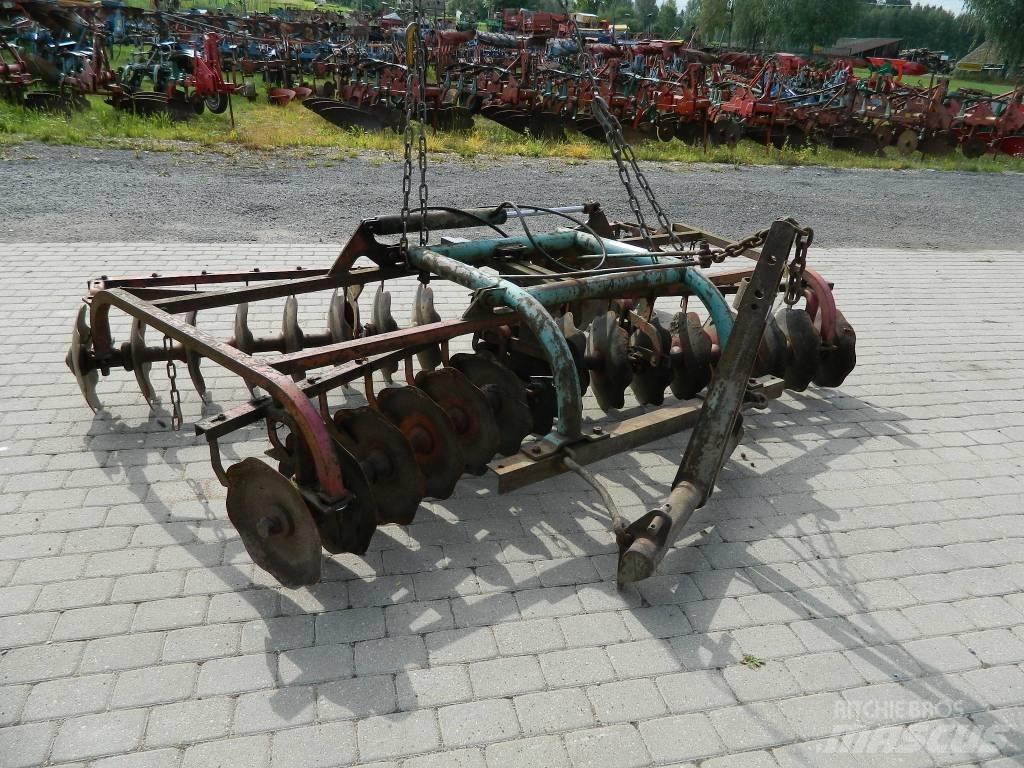Kverneland 300 Disc harrows