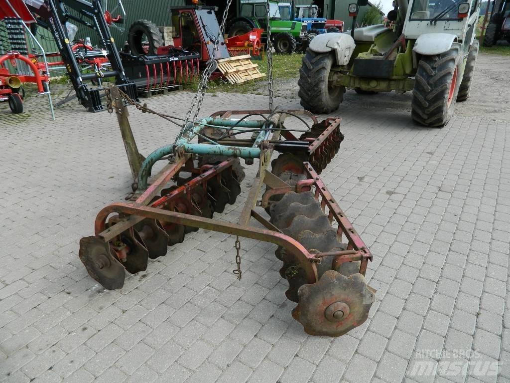 Kverneland 300 Disc harrows