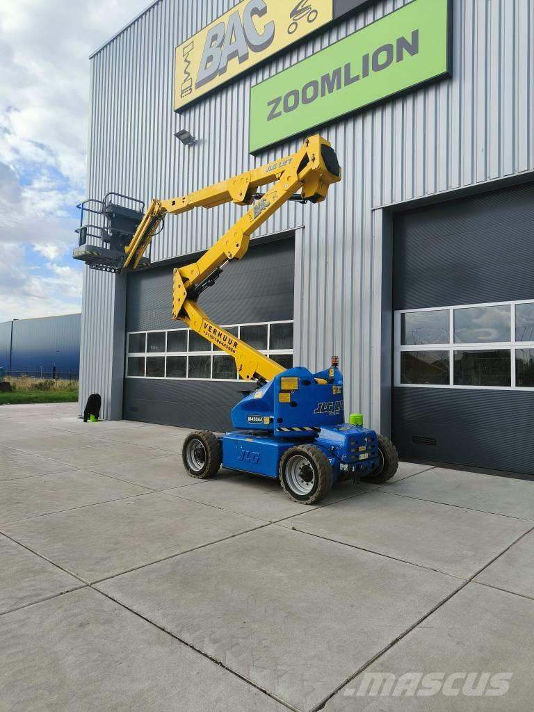 JLG M 450 AJ Articulated boom lifts