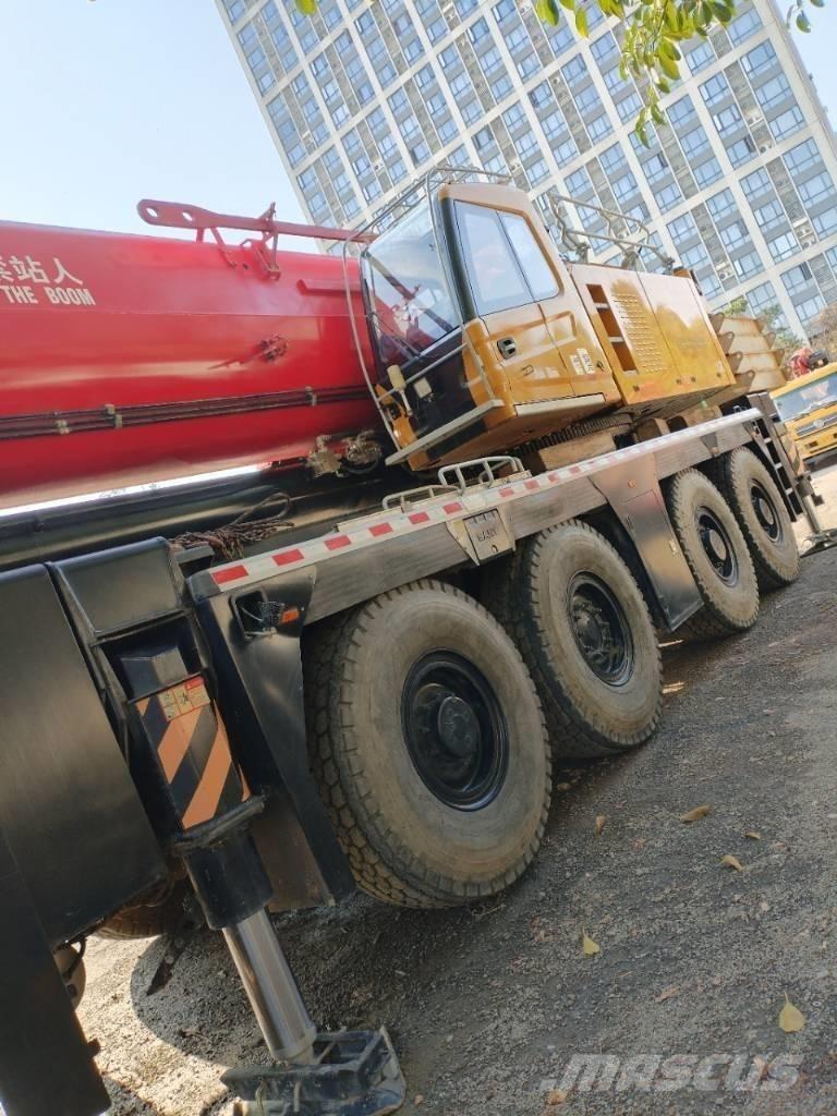 Sany STC3000 All terrain cranes