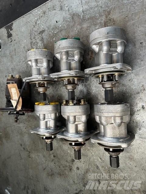 O&K JOYSTICK Hydraulics