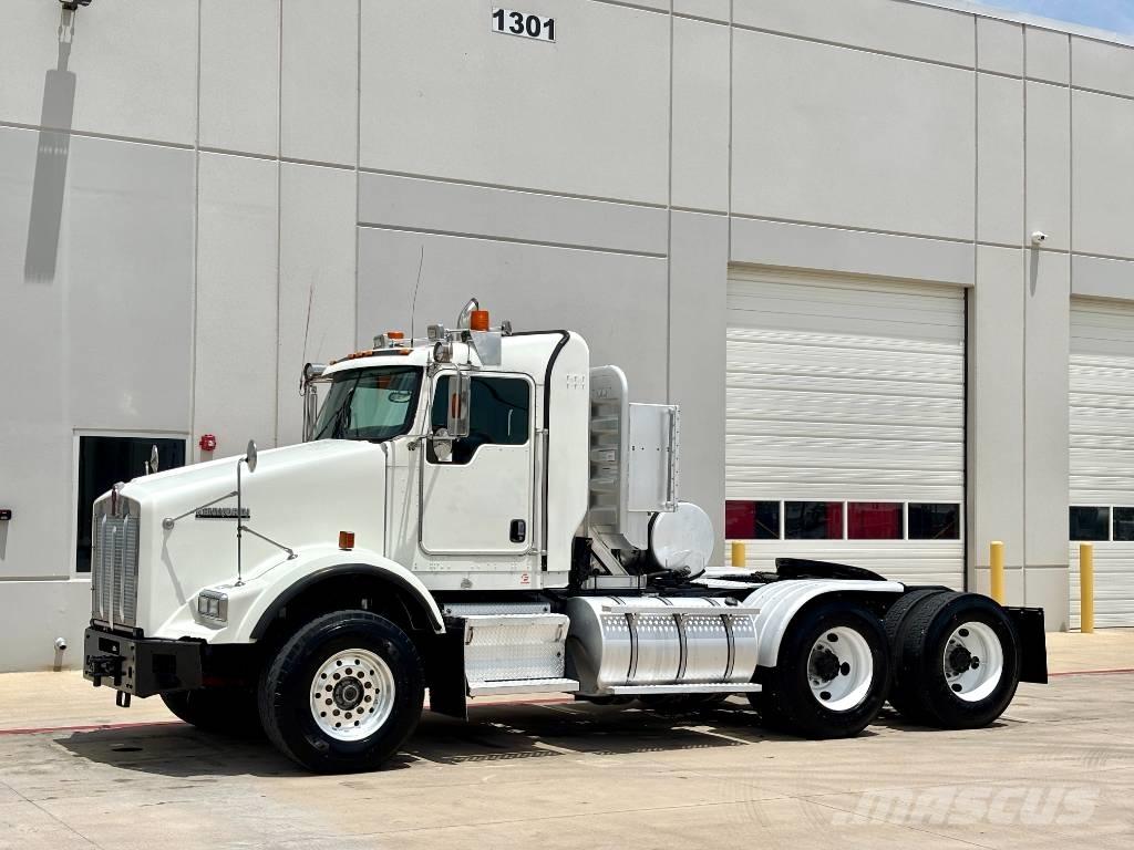 Kenworth T 800 Prime Movers