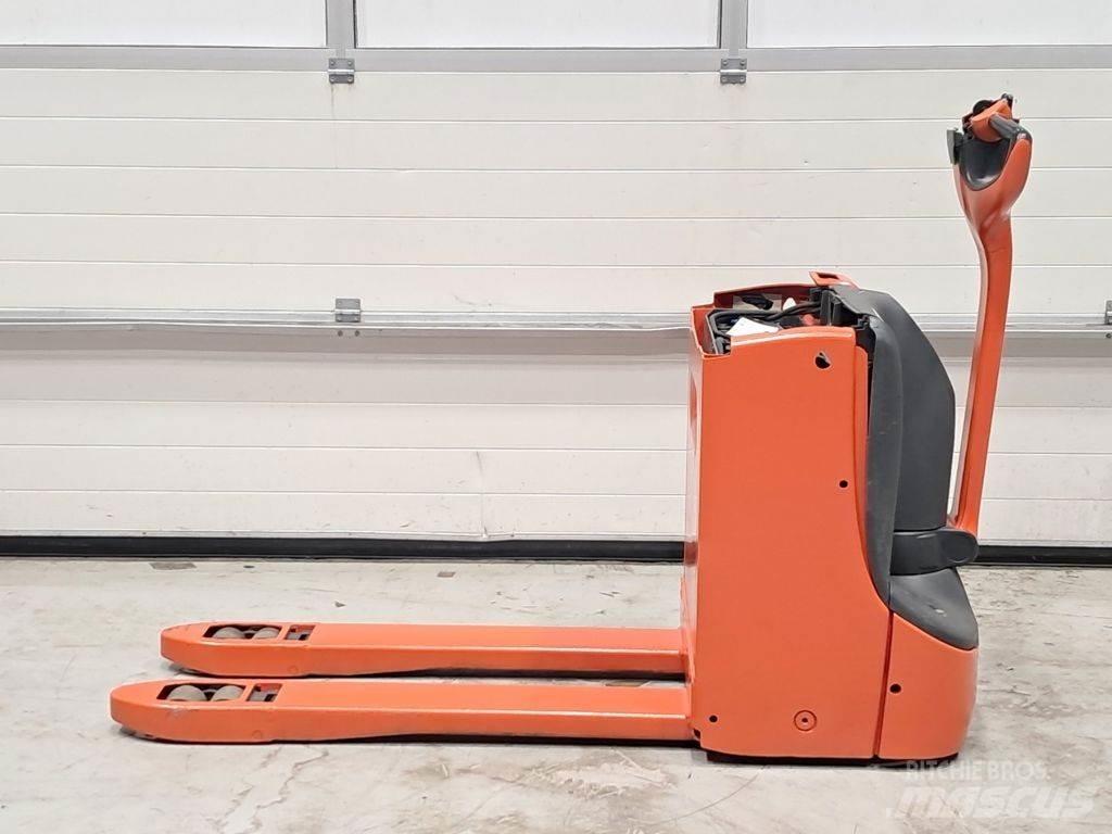 Linde T16 Low lifter