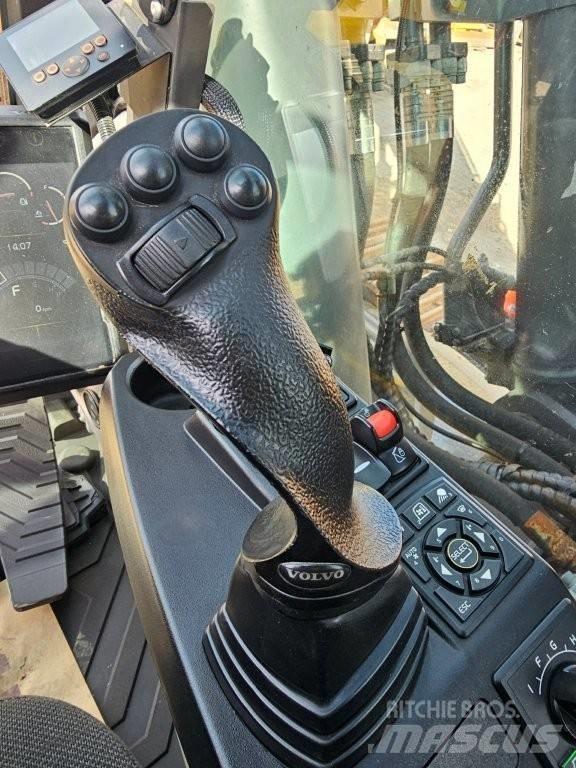 Volvo EC350EL Crawler excavators