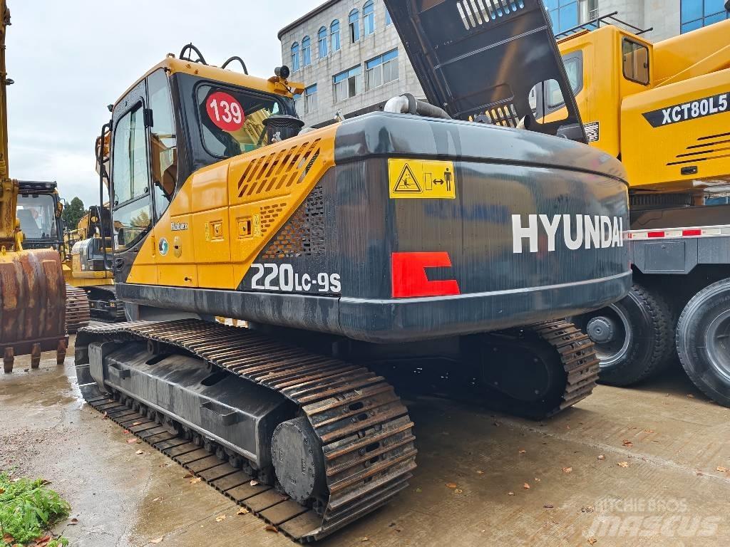 Hyundai R220LC-9S Crawler excavators