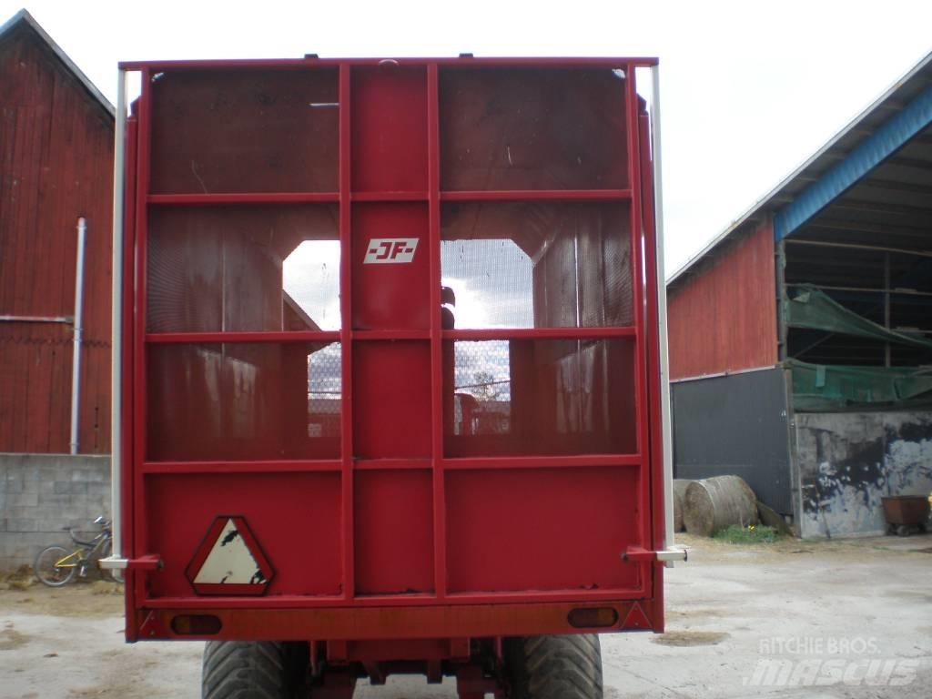 JF ES 3000 M Self-loading trailers
