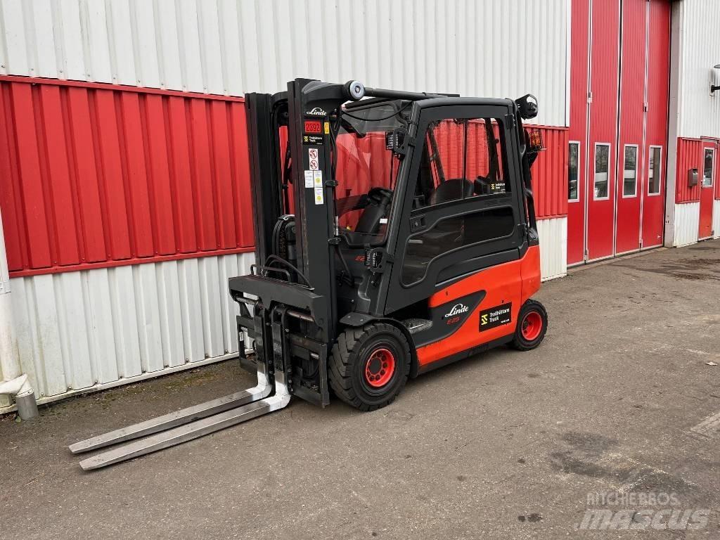 Linde E 25 Electric forklift trucks