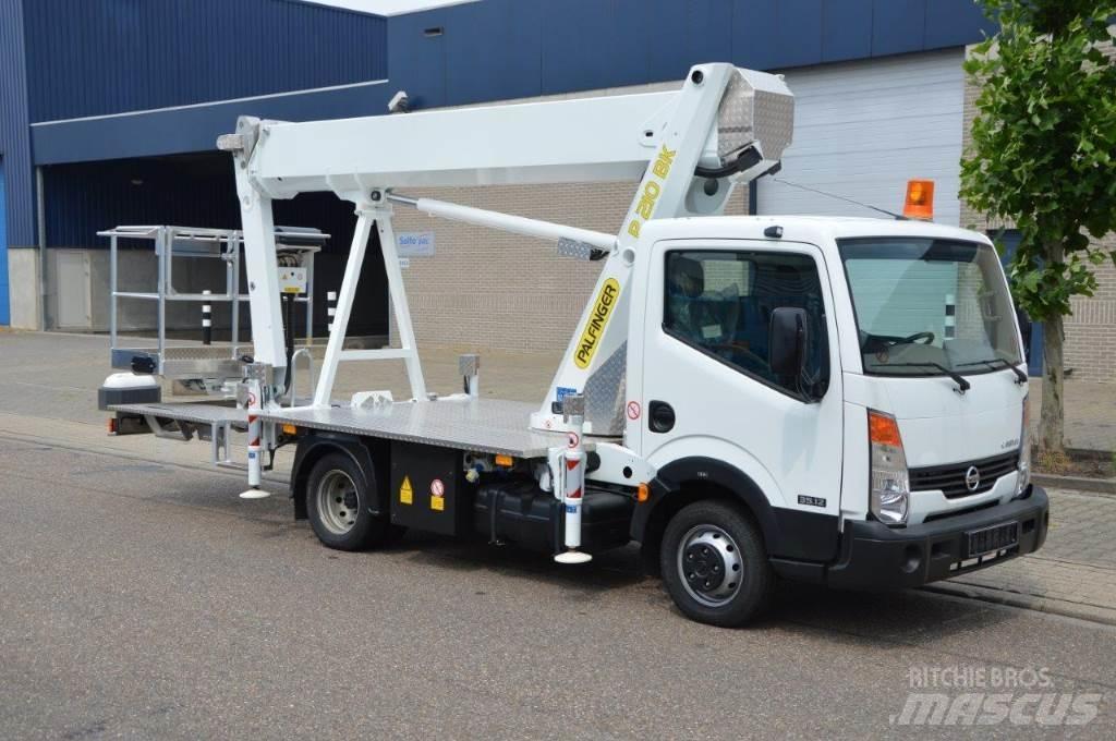 Palfinger P210 BK Truck mounted platforms