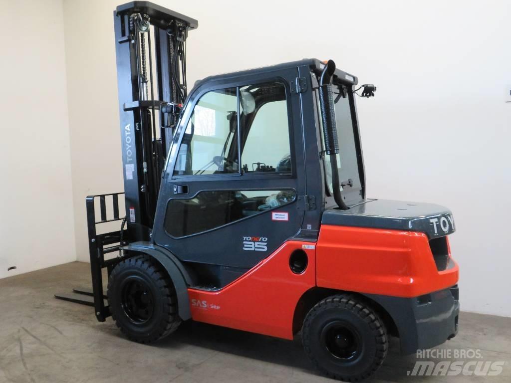 Toyota 8 FDJF 35 Diesel trucks