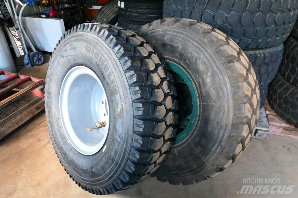 Michelin 395/85R20 Tyres, wheels and rims