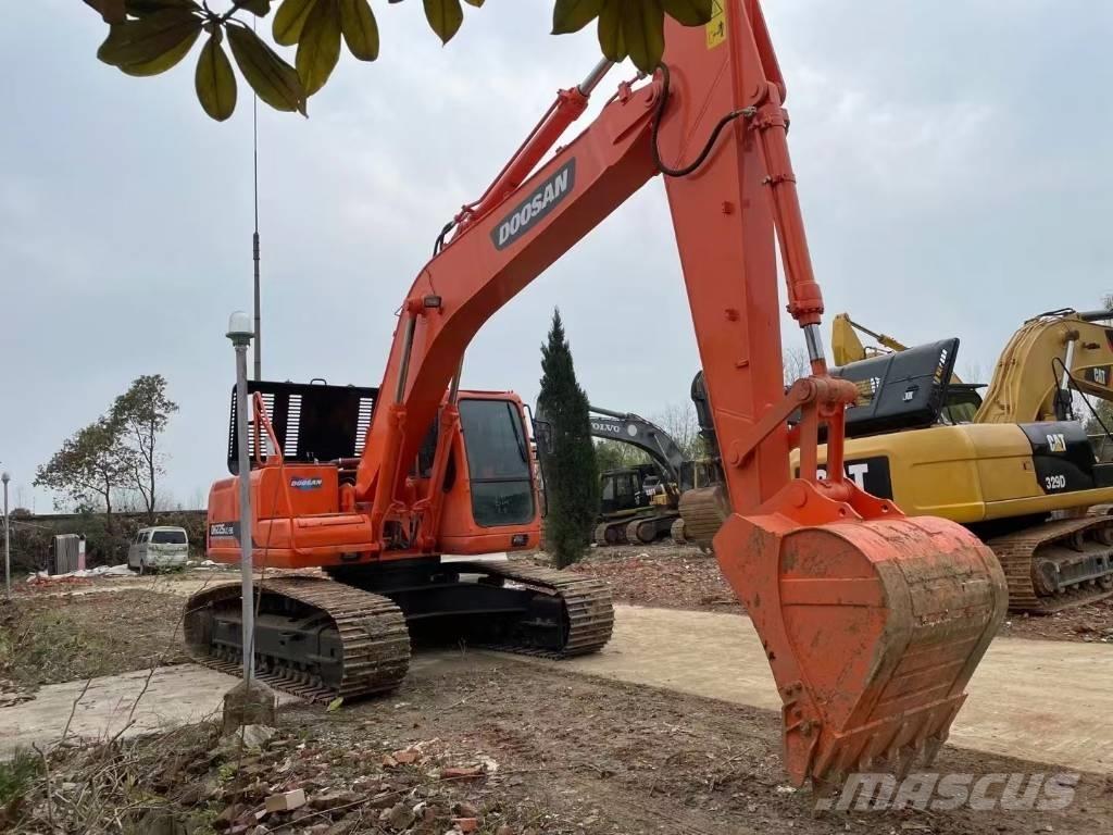 Doosan DH225LC-9E Crawler excavators