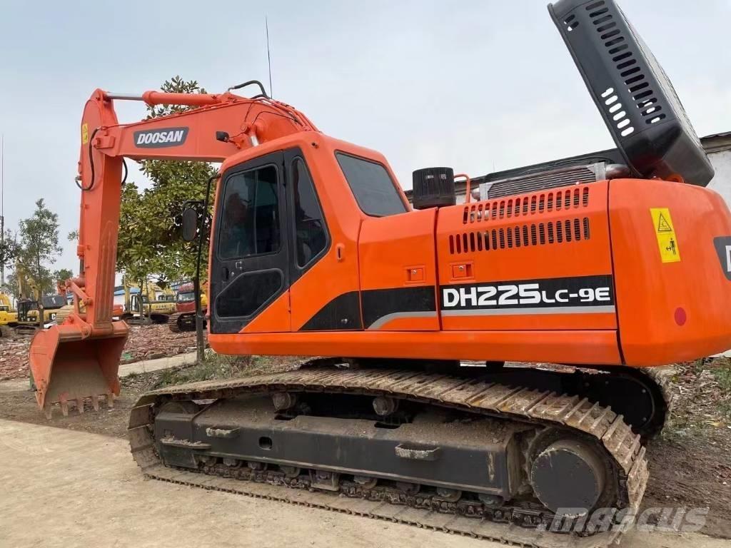 Doosan DH225LC-9E Crawler excavators