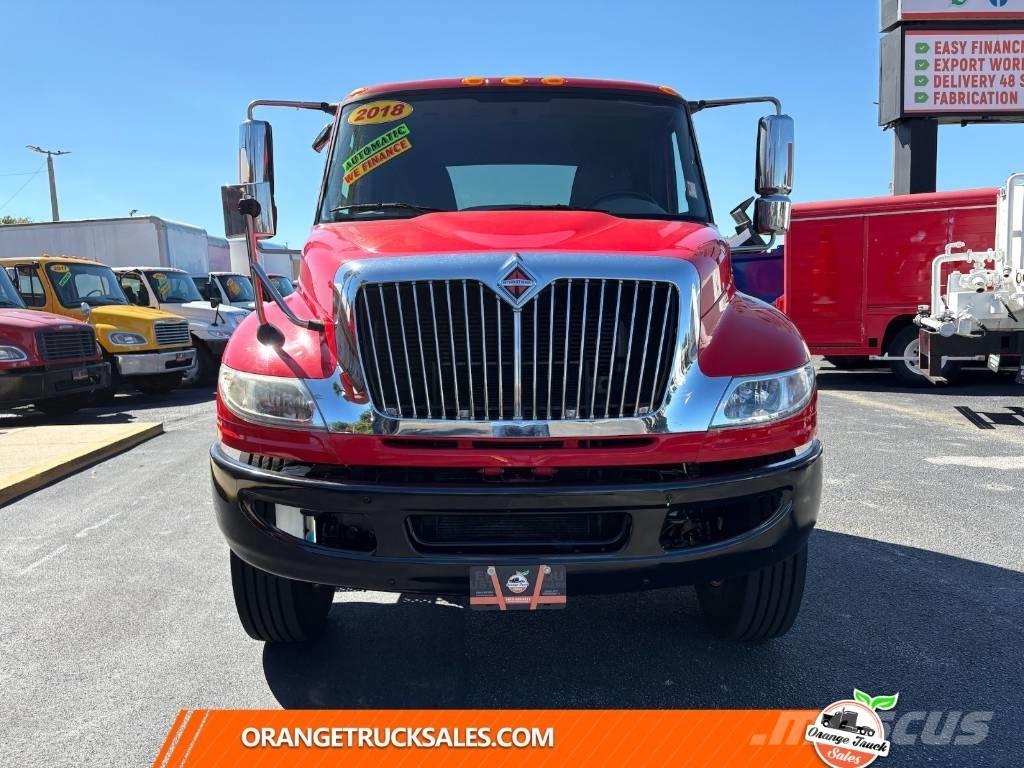 International 4300 Chassis Cab trucks